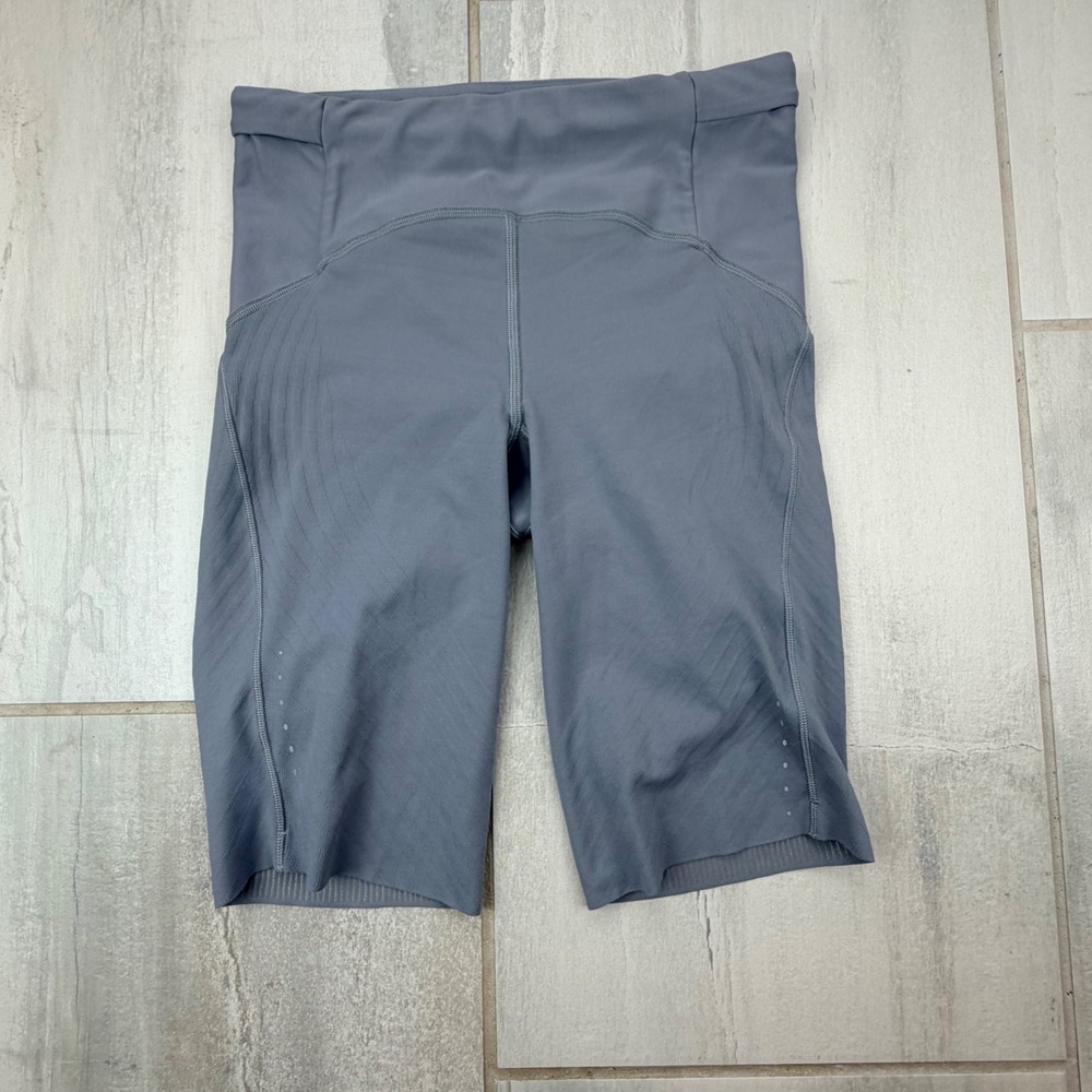 Lululemon SenseKnit High-Rise Running Shorts Grey Size 6 W7BK3S